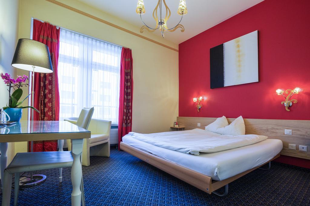 זולוטורן Hotel Ambassador מראה חיצוני תמונה